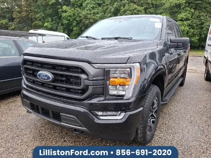 Ford F-150 2023 4x4 XLT 4dr SuperCrew 5.5 ft. SB