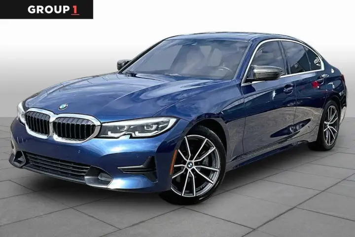 BMW Serie 3 2021 330i 4dr Sedán