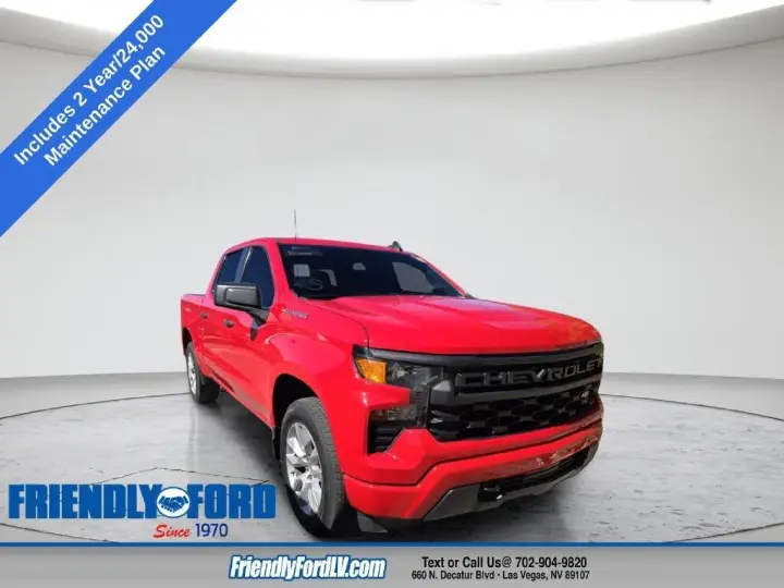 Chevrolet Silverado 1500 2023 4x2 Custom 4 puertas Crew Cab 5.8 pies de caja