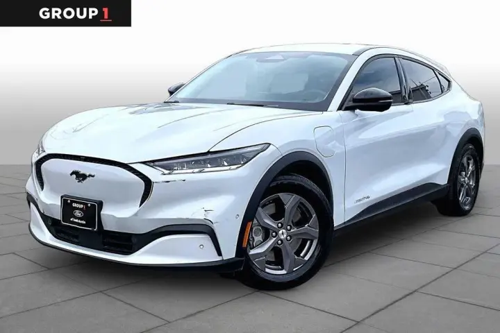 Ford Mustang Mach-E 2023 AWD Select SUV de 4 puertas