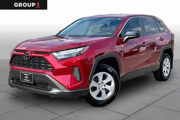 Toyota RAV4 2025 LE 4dr SUV