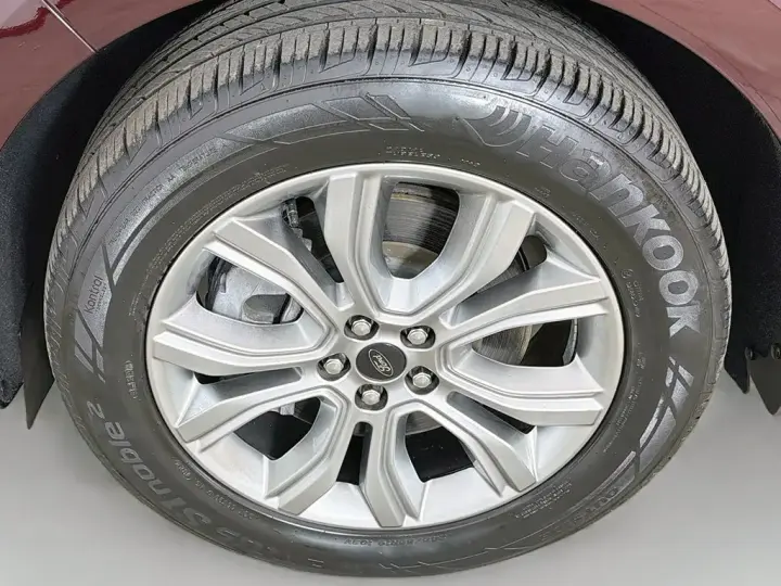 Ford Edge 2023 AWD Titanium 4dr Crossover