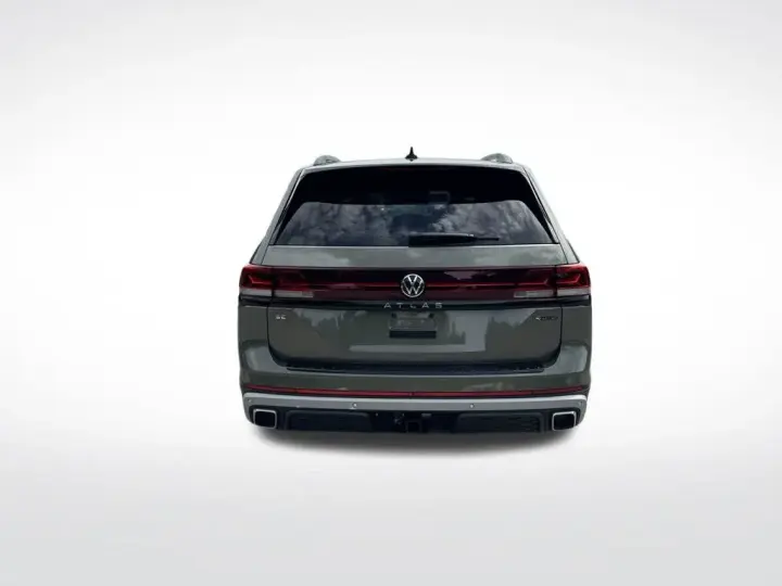 Volkswagen Atlas 2024 AWD Peak Edition SE 4Motion 4p SUV con Tecnología