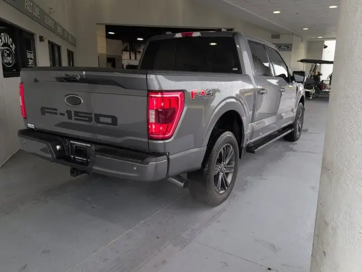 Ford F-150 2021 4x4 XLT 4p SuperCrew 5.5 ft. CB