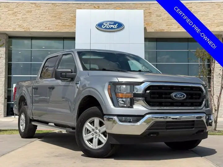 Ford F-150 2023 4x4 XLT 4 puertas SuperCrew 6.5 pies de caja de carga