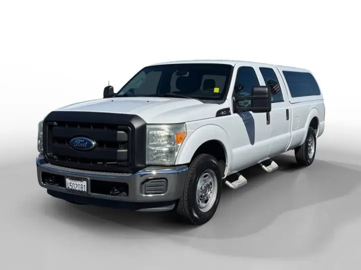 Ford F-250 Super Duty 2011 4x2 XL 4p Cabina de tripulación 6.8 ft. SB Pickup
