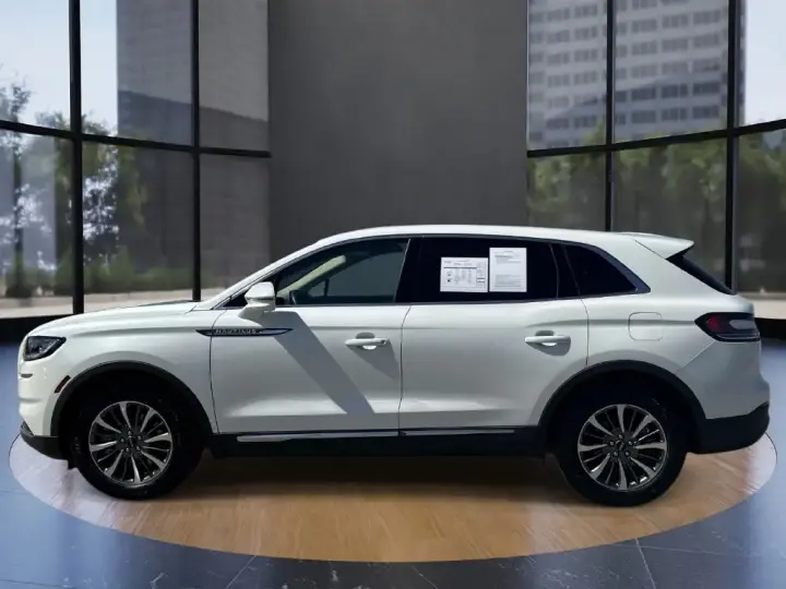 Lincoln Nautilus 2023 Reserve 4dr SUV