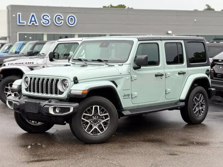 Jeep Wrangler 2024 4x4 Sahara 4p SUV