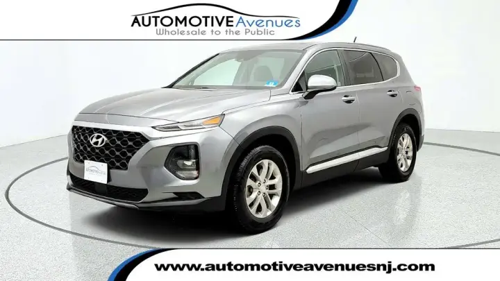 Hyundai SANTA FE 2019 TRACCIÓN EN LAS CUATRO RUEDAS SE 2.4L 4p Crossover