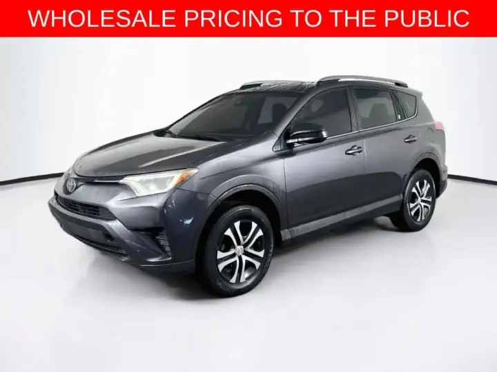 Toyota RAV4 2018 LE 4dr SUV