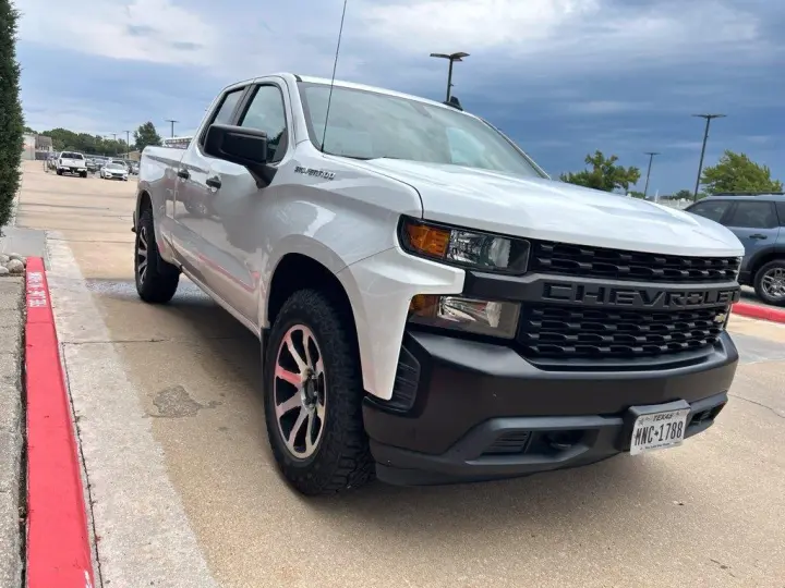 Chevrolet Silverado 1500 2019 4x4 Camion de Trabajo 4p Doble Cabina 6.6 ft. CB