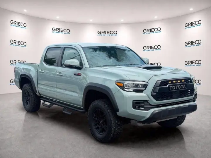 Toyota Tacoma 2021 4x4 TRD Pro 4 puertas Double Cab 5.0 ft SB 6 cambios