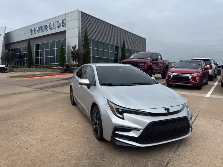 Toyota Corolla 2023 SE 4dr Sedán