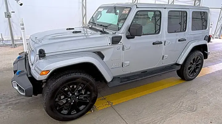 Jeep Wrangler 2024 4x4 Sahara 4xe 4dr SUV