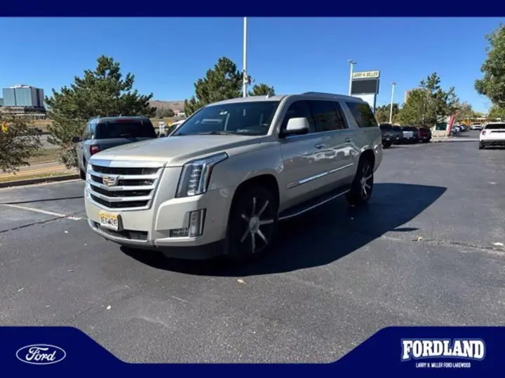 Cadillac Escalade ESV 2017 4x4 Premium Luxury 4dr SUV