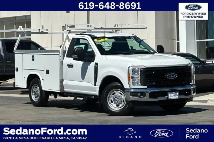 Ford F-250 Super Duty 2023 4x2 XL 2dr Cabina Regular 8 ft. LB Pickup