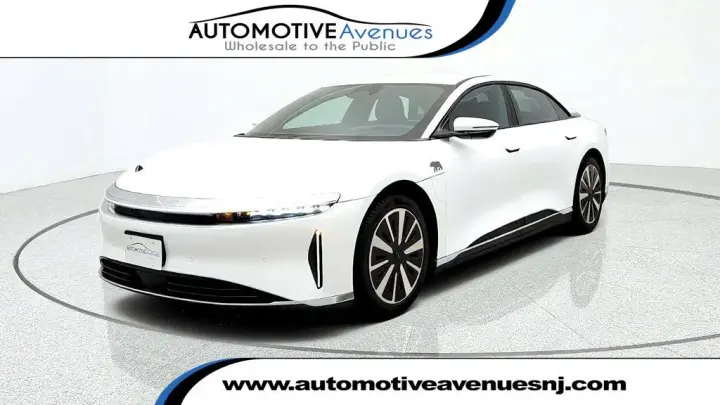 Lucid Air 2023 AWD Pure 4dr Sedán