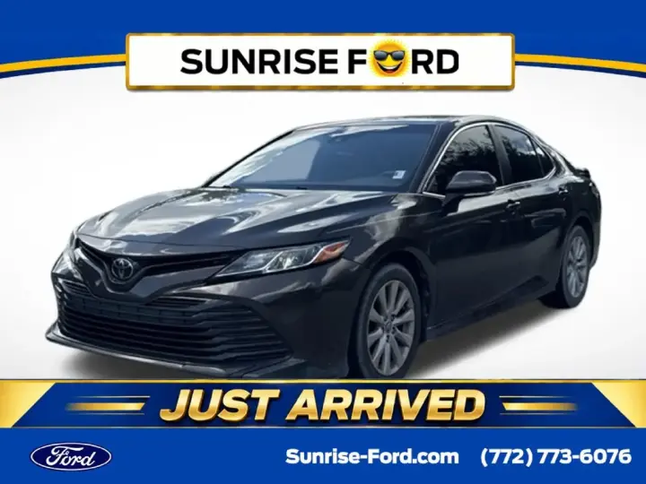 Toyota Camry 2018 LE 4dr Sedán