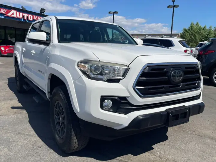2018 Toyota TACOMA DOUBLE CAB