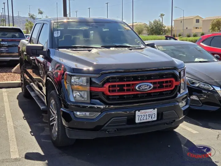 Ford F-150 2023 4x4 XL 4dr SuperCrew 5.5 ft. SB