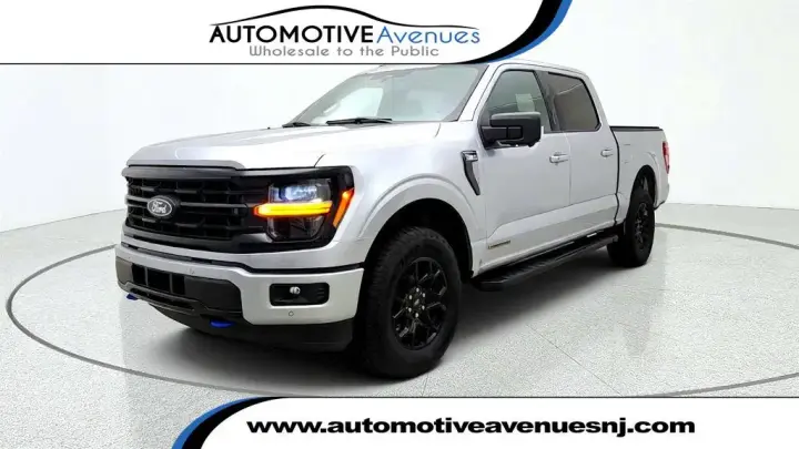 Ford F-150 2024 4x4 XLT 4dr SuperCrew 5.5 ft. SB