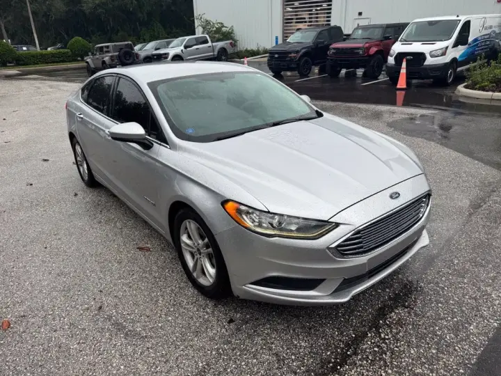 Ford Fusion Hybrid 2018 SE 4dr Sedán