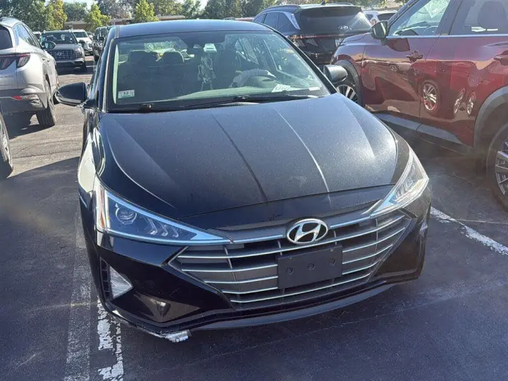 Hyundai ELANTRA 2019 SE 4dr Sedán 6M