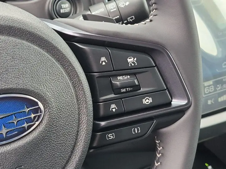 Subaru Forester 2026 AWD Limited Hybrid 4dr Crossover