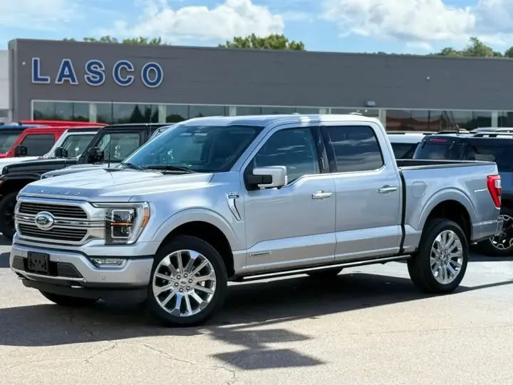 Ford F-150 2023 4x4 Limited 4dr SuperCrew 5.5 ft. SB