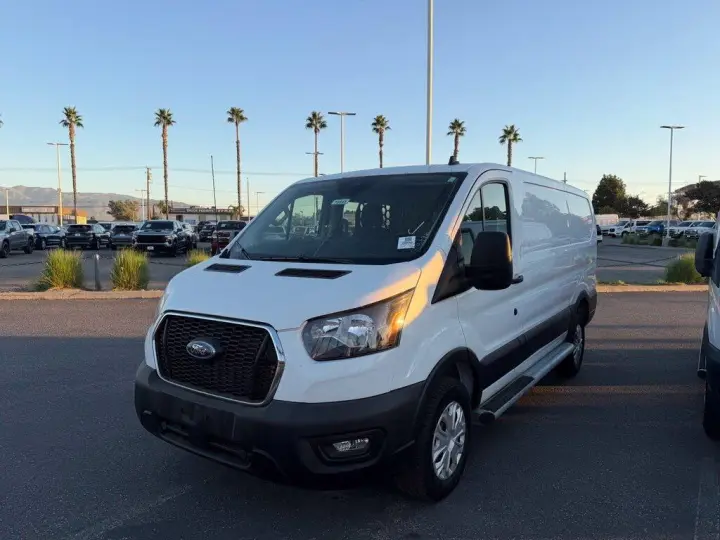 Ford Transit 2025 250 3dr SWB Techo Bajo Furgón de Carga