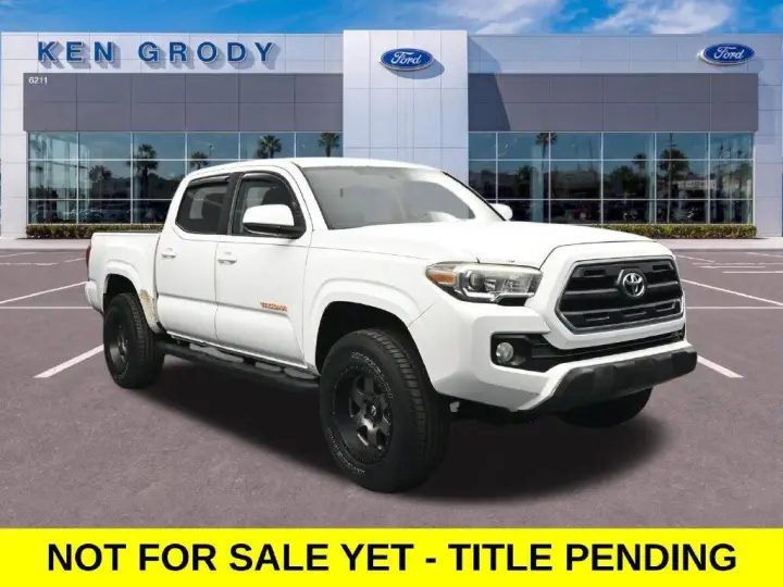 Toyota Tacoma 2016 4x2 TRD Sport 4puertas Doble Cabina 5.0 pies SB