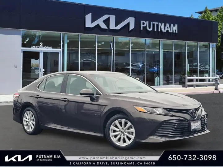 Toyota Camry 2018 SE 4dr Sedán