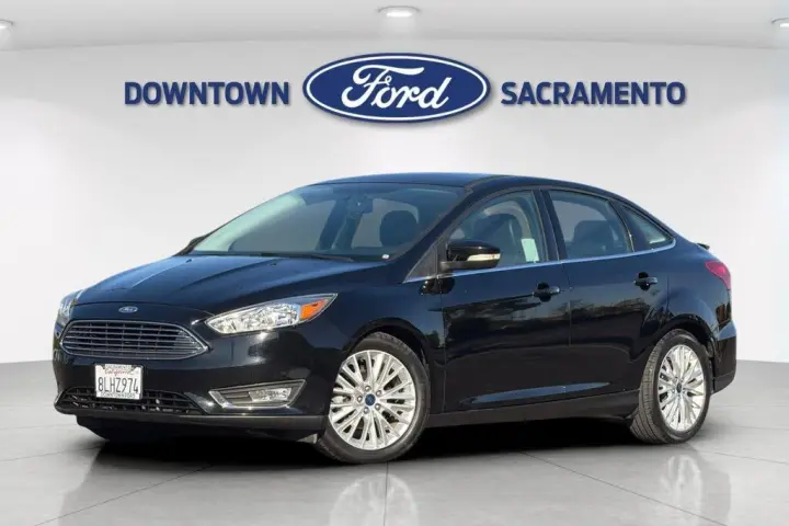 Ford Focus 2018 Titanium 4dr Sedán