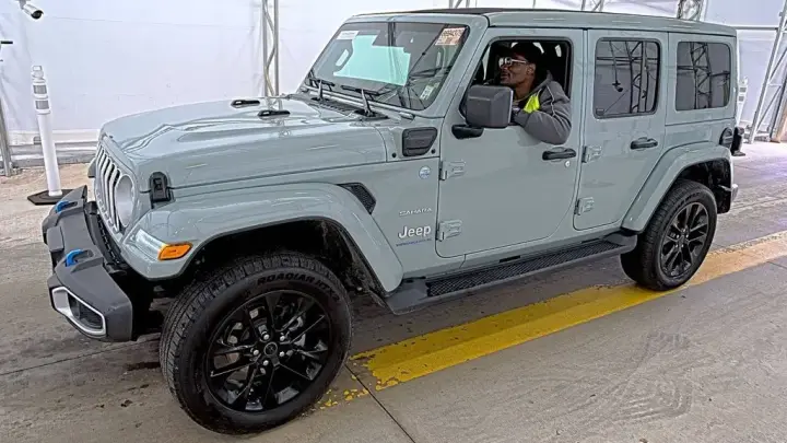 Jeep Wrangler 2024 4x4 Sahara 4xe 4dr SUV