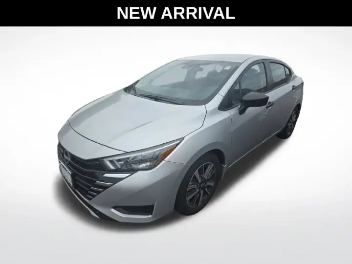 Sedán Nissan Versa 2025 S 4 puertas CVT