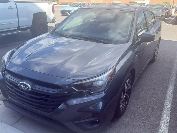 Subaru Legacy 2023 AWD Premium 4dr Sedán