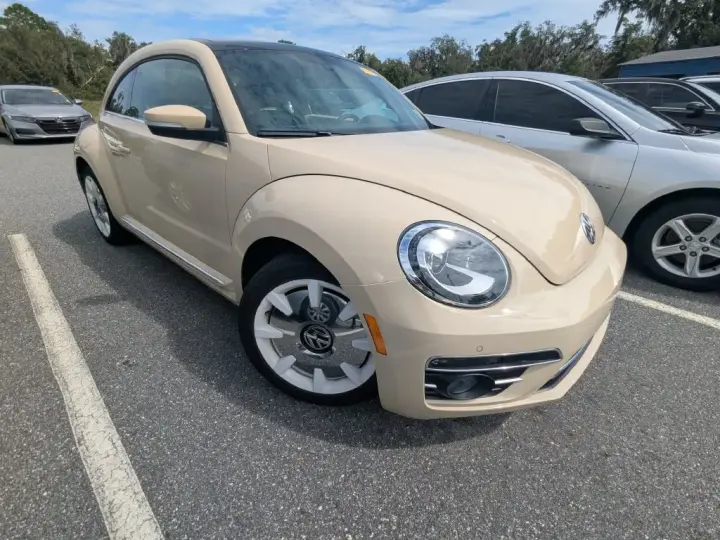 Volkswagen Escarabajo 2019 2.0T S 2dr Coupe
