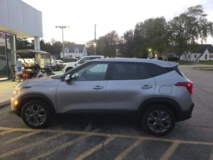 Kia Seltos 2024 AWD LX 4dr SUV