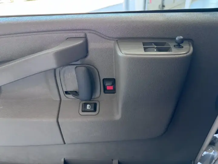 GMC Savana 2023 3500 3dr Cargo Van