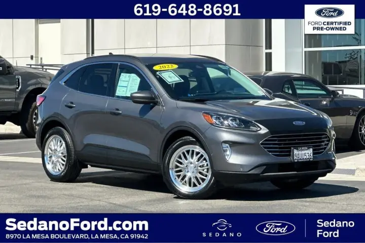Ford Escape Hybrid 2022 AWD Titanium 4dr SUV