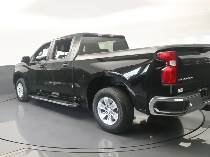 Chevrolet Silverado 1500 2024 4x2 LT 4dr Crew Cab 5.8 ft. SB