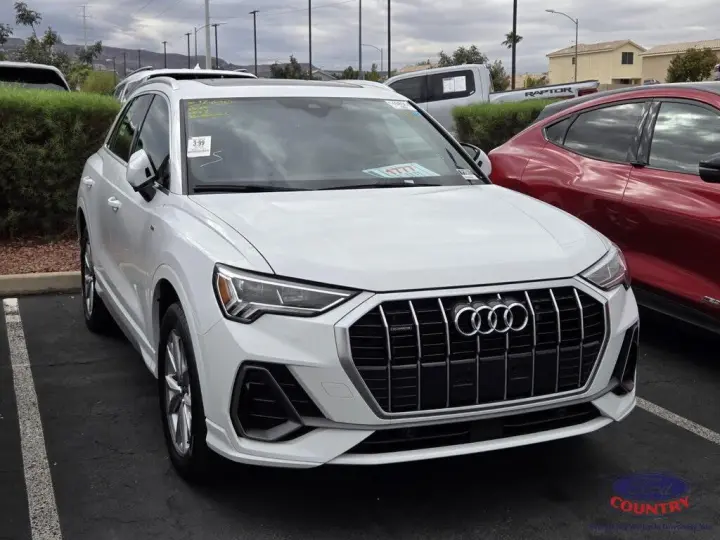 Audi Q3 2024 tracción integral quattro S line Premium 45 TFSI 4dr SUV