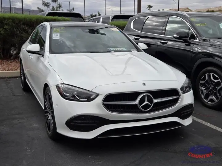 Mercedes-Benz Clase C 2024 AWD C 300 4MATIC 4dr Sedán