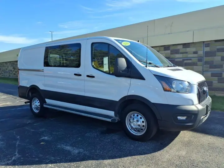 Furgón de carga Ford Transit 2023 AWD 250 3 puertas SWB con techo bajo