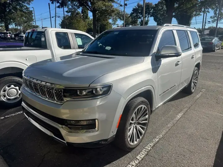 Jeep Grand Wagoneer 2022 4x4 Serie III 4p SUV