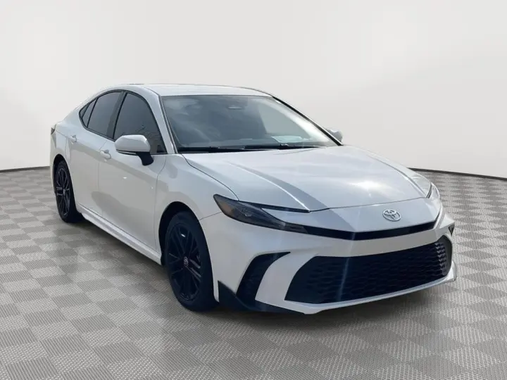 Toyota Camry 2025 AWD SE 4dr Sedán