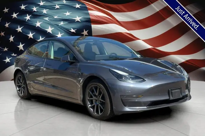 Tesla Model 3 2023 4dr Sedán