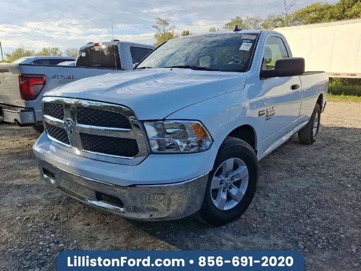 Ram 1500 Classic 2023 4x2 Tradesman 2dr Regular Cab 8 ft. LB Pickup