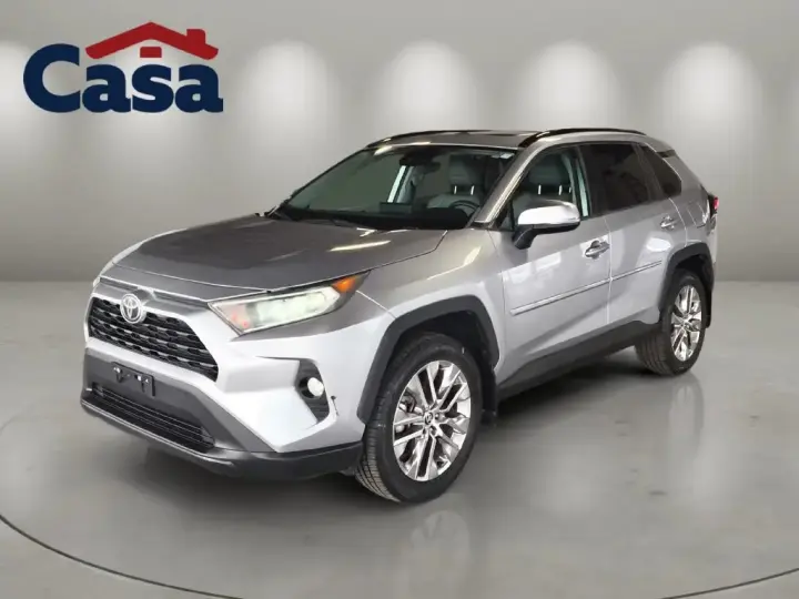 Toyota RAV4 2021 XLE Premium 4dr SUV