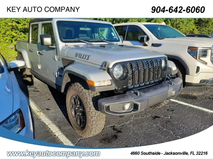 Jeep Gladiator 2023 4x4 Willys 4dr Crew Cab 5.0 ft. SB